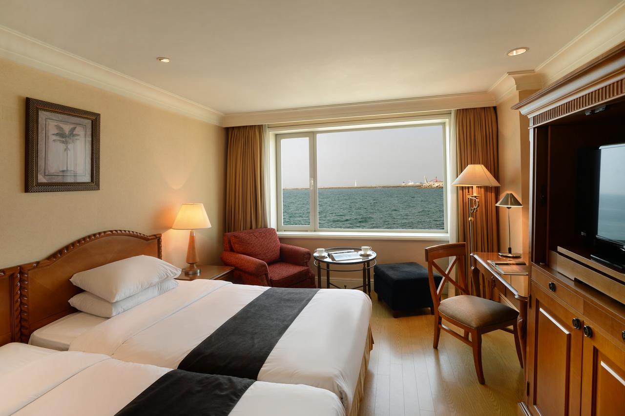 Jeju Oriental Hotel & Casino Exterior photo